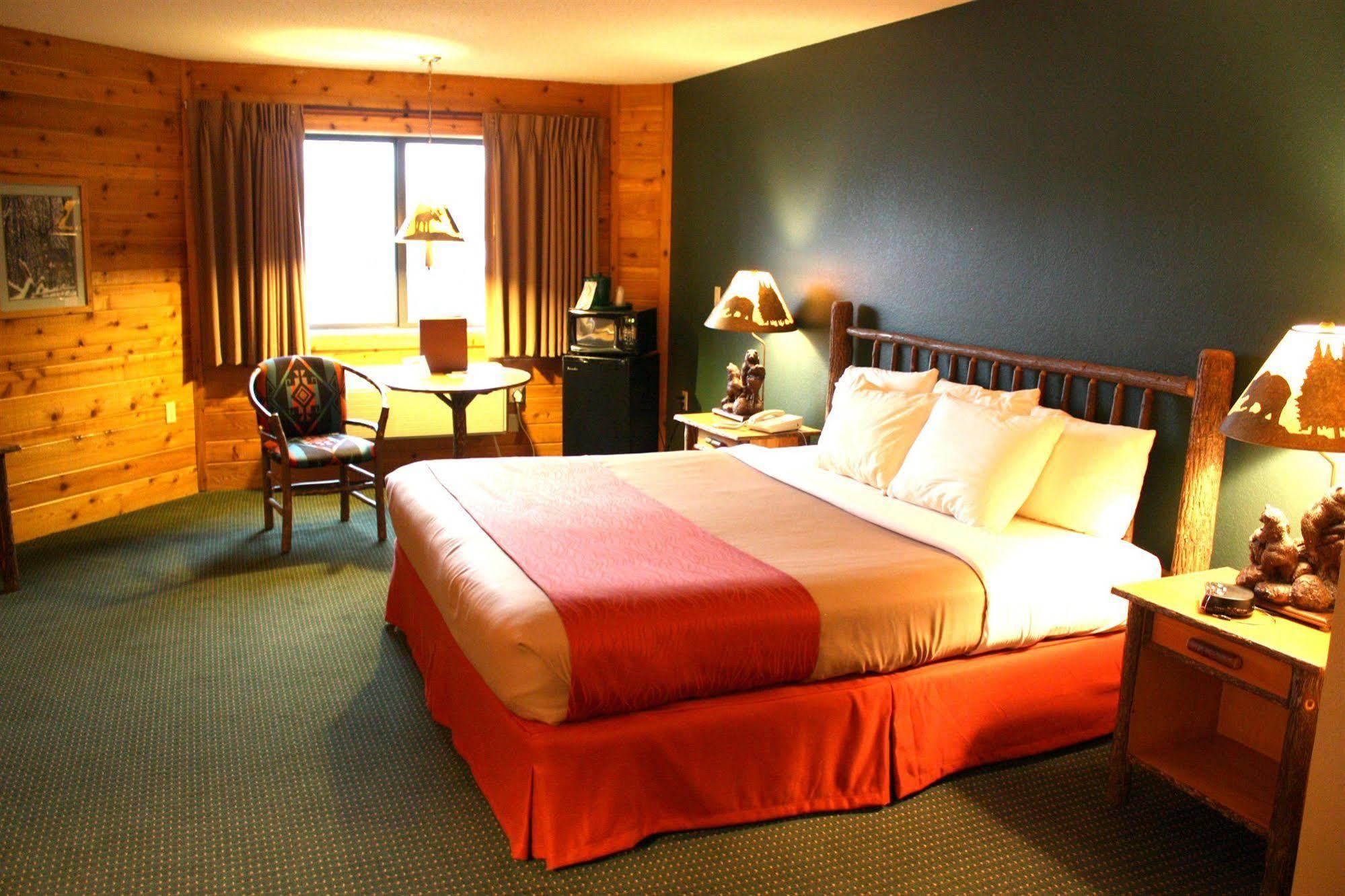 The Lodge At Crooked Lake Siren Exteriér fotografie